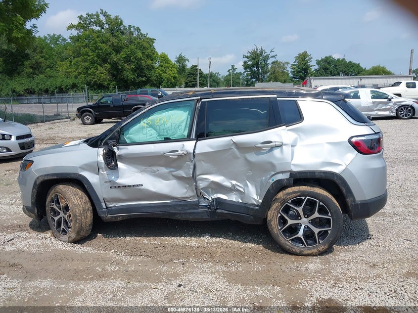 Фото 13 - JEEP COMPASS