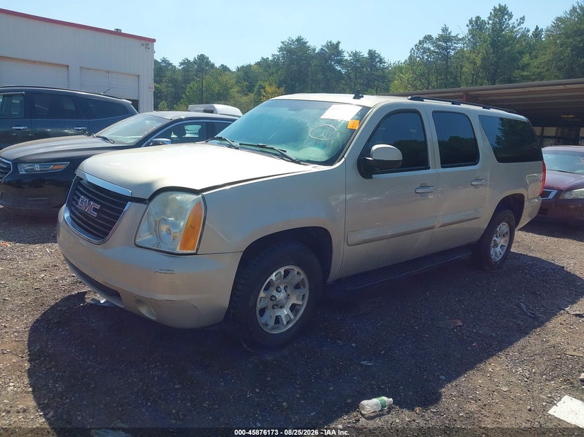 2007 GMC Yukon, Normal Wear & Tear, IAAI, VIN 1GKFC16J47J179921 — photo 2