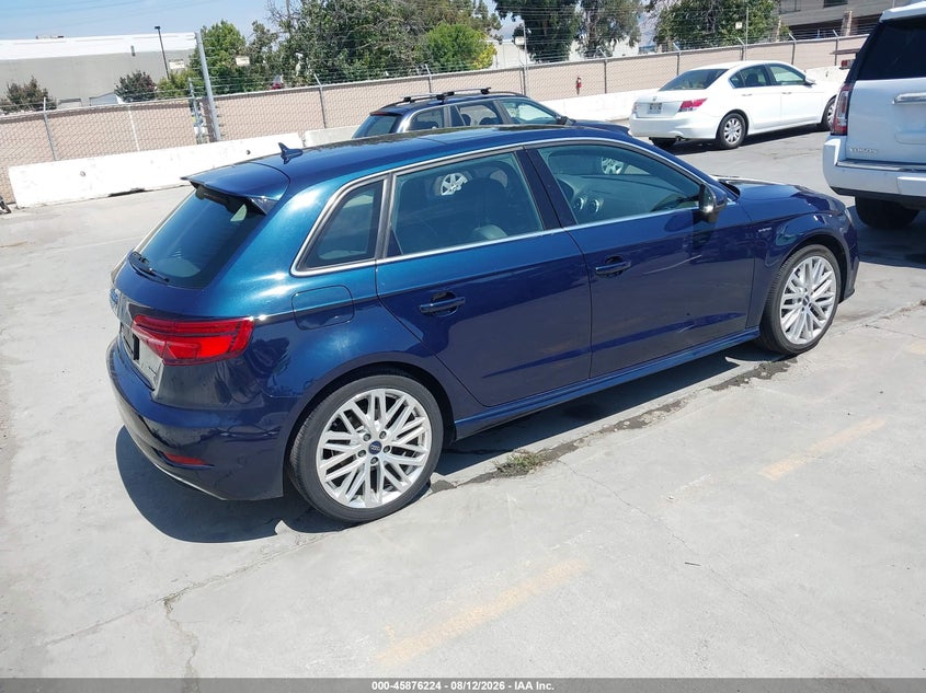 2018 AUDI A3 E-TRON auction photo 4