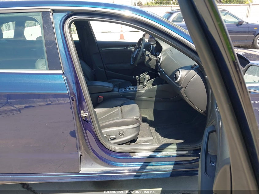 2018 AUDI A3 E-TRON auction photo 5