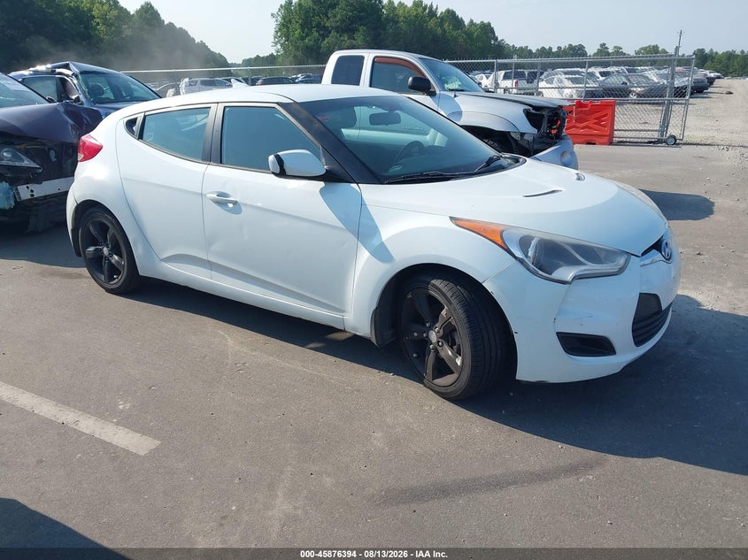 2015 HYUNDAI VELOSTER auction photo 1
