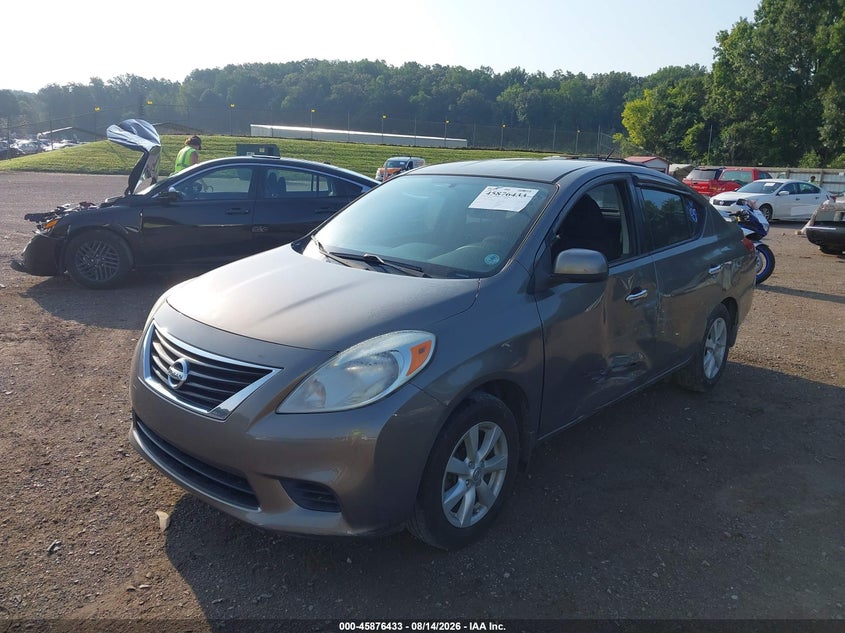 2014 NISSAN VERSA auction photo 2