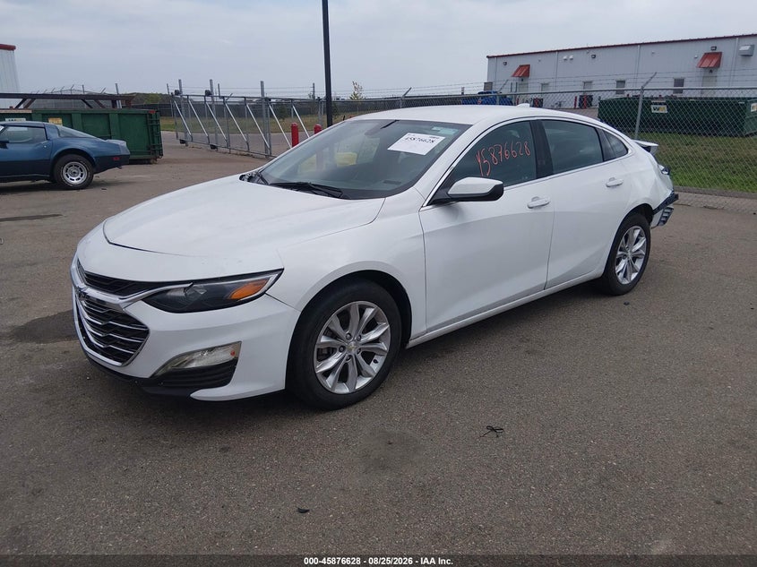 2020 Chevrolet Malibu, Удар ззаду, IAAI, VIN 1G1ZD5ST6LF031599 — фото 2
