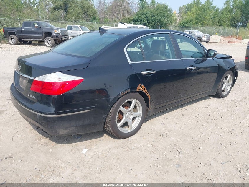 2010 HYUNDAI GENESIS auction photo 4