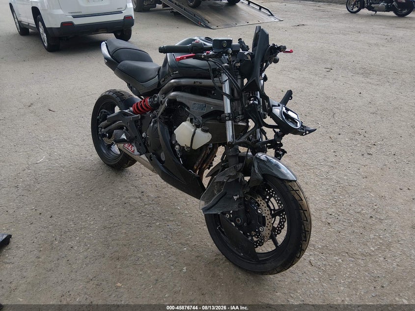 KAWASAKI EX650 2012