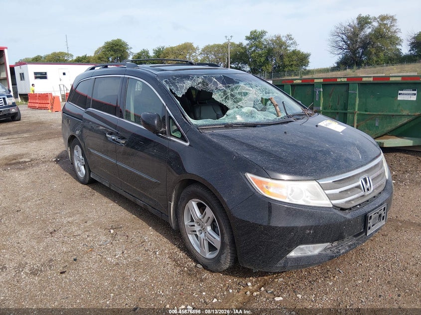 2013 HONDA ODYSSEY auction photo 1