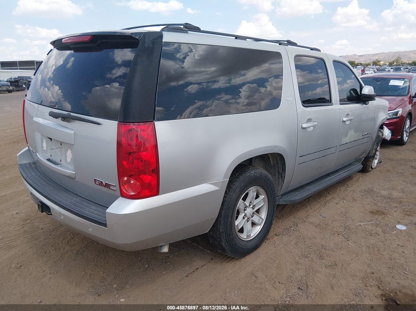 2013 GMC YUKON XL 1500 auction photo 4