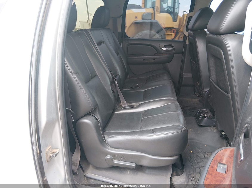 2013 GMC YUKON XL 1500 auction photo 8