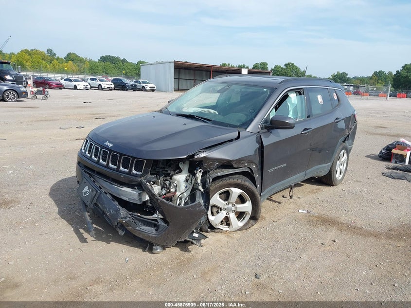 Фото 2 - JEEP COMPASS