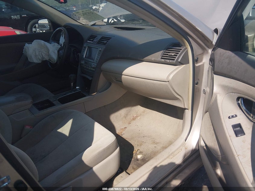 2009 TOYOTA CAMRY HYBRID auction photo 5