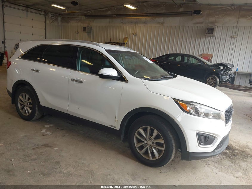 2017 KIA SORENTO auction photo 1