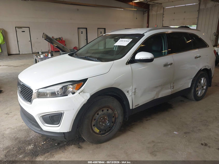 2017 KIA SORENTO auction photo 2