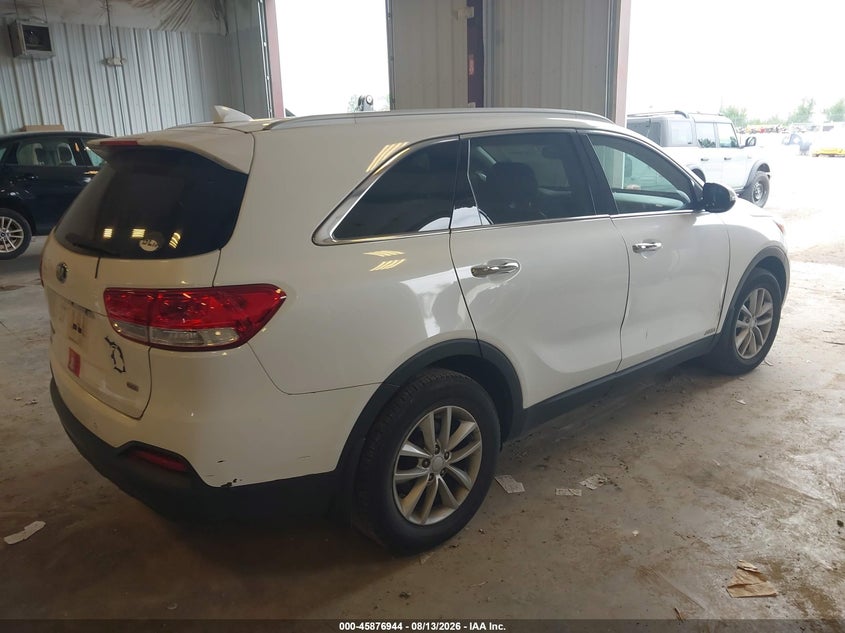 2017 KIA SORENTO auction photo 4