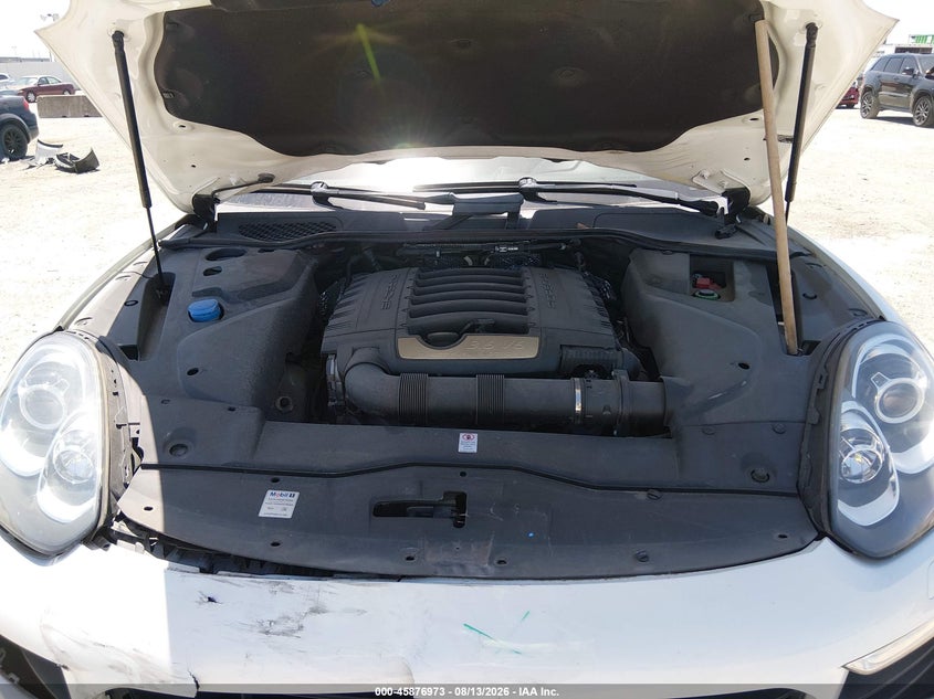 PORSCHE CAYENNE 2017 VIN WP1AA2A23HKA90627