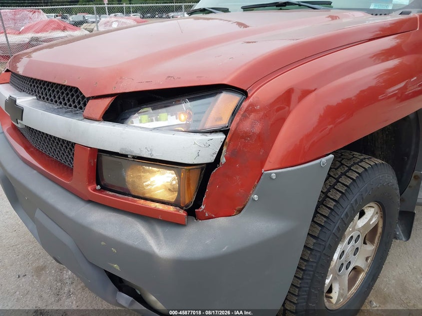 2002 CHEVROLET AVALANCHE SPORT UTILITY VEHICLE 5.3L V-8 285HP