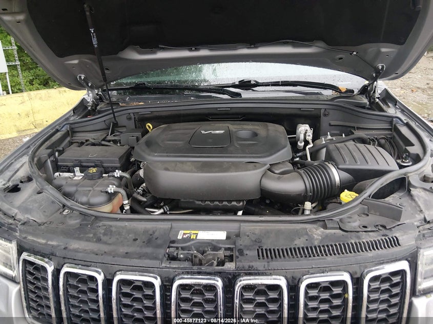 JEEP GRAND CHEROKEE - zdjęcie 10