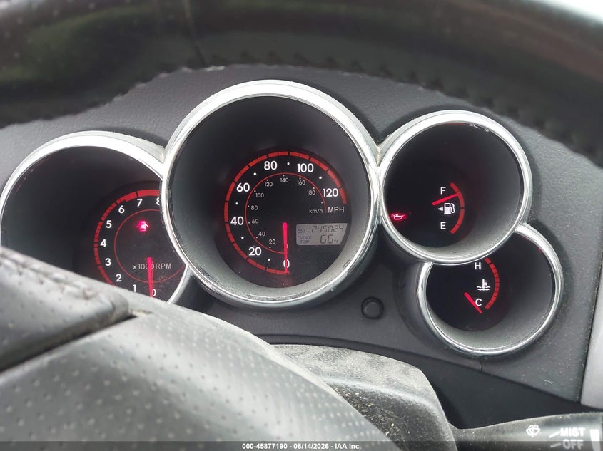 2005 TOYOTA MATRIX XR · Фото 7