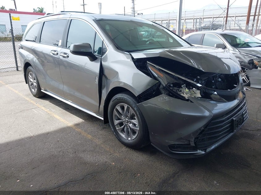 Vin: 5tdyrkecxts333380, lot: 46376202, toyota sienna xle 2026 img_1