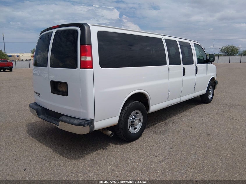 2016 CHEVROLET EXPRESS 3500 auction photo 4