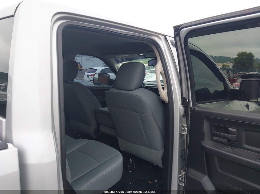 2016 RAM 2500 auction photo 8