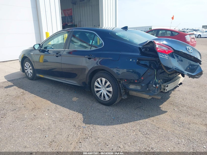2021 TOYOTA CAMRY auction photo 3