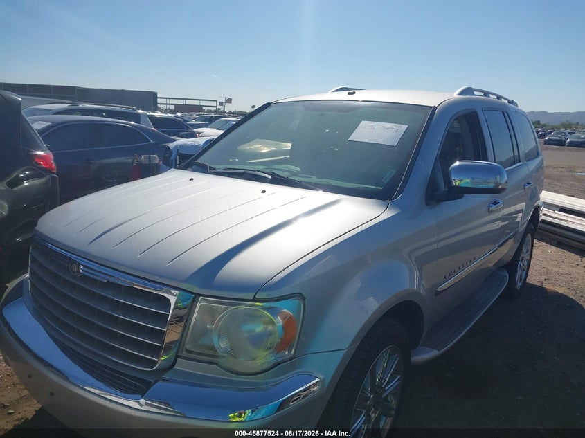 2009 CHRYSLER ASPEN auction photo 2
