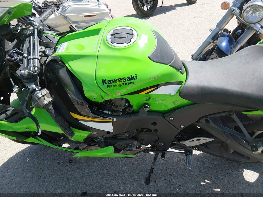 KAWASAKI ZX1002 2025
