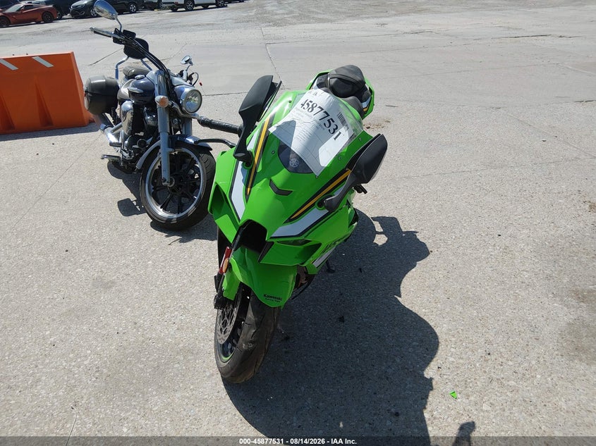KAWASAKI ZX1002 2025