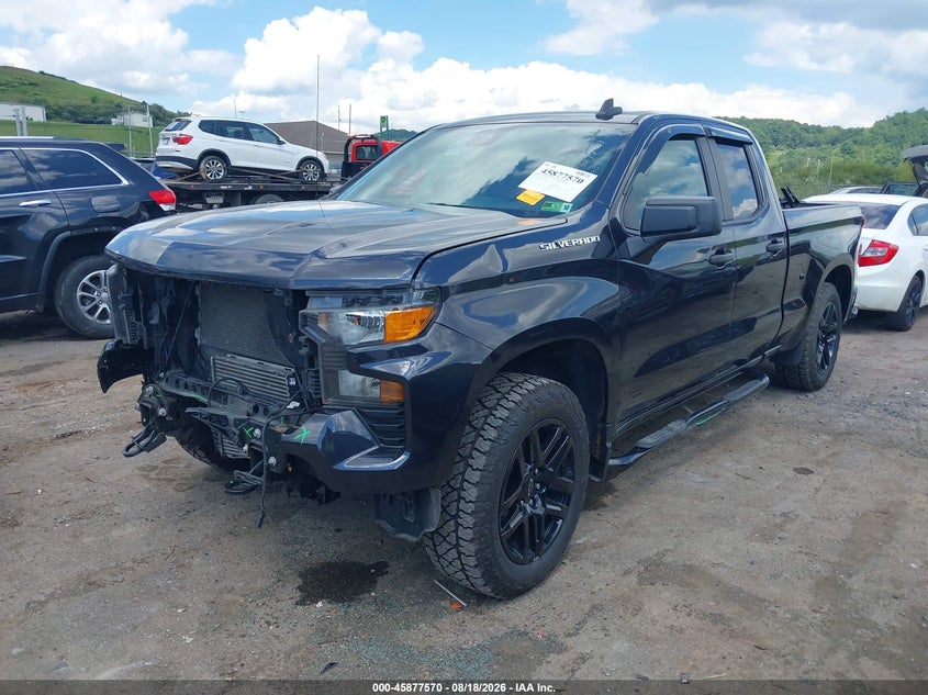 2022 Chevrolet Silverado, Front End, IAAI, VIN 1GCRDBEK2NZ644636 — photo 2