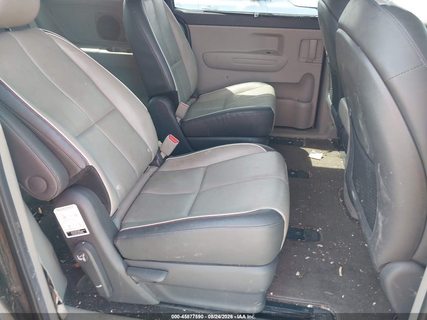 2017 KIA SEDONA auction photo 8