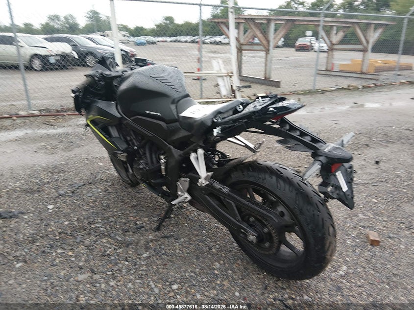 2026 HONDA CBR650 auction photo 3