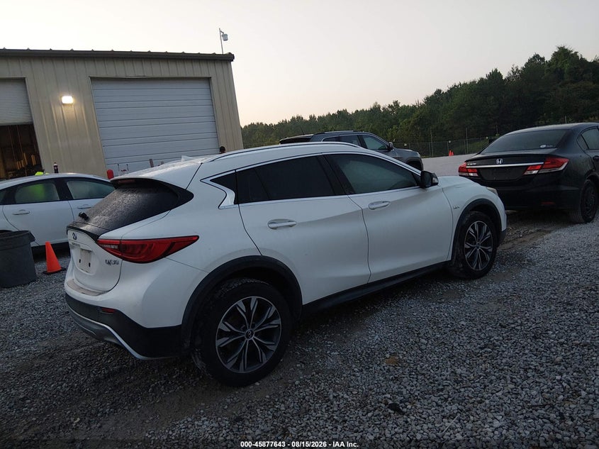INFINITI QX30 2017 VIN SJKCH5CR4HA032899