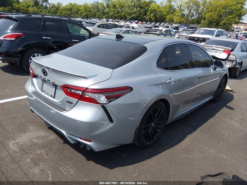 2022 TOYOTA CAMRY auction photo 4