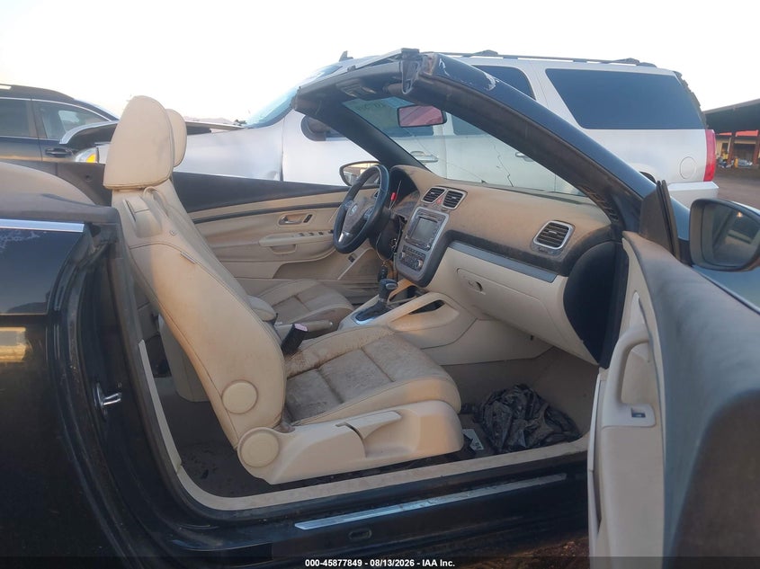 2011 VOLKSWAGEN EOS auction photo 5