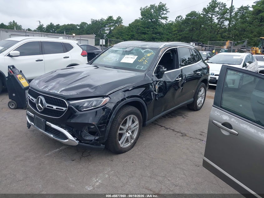 2024 MERCEDES-BENZ GLC 300 auction photo 2