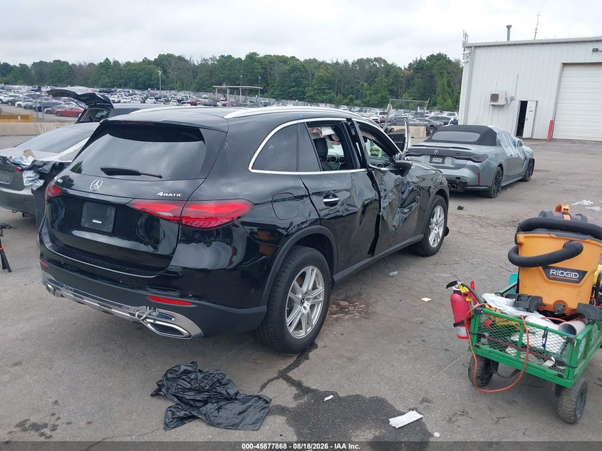 2024 MERCEDES-BENZ GLC 300 auction photo 4