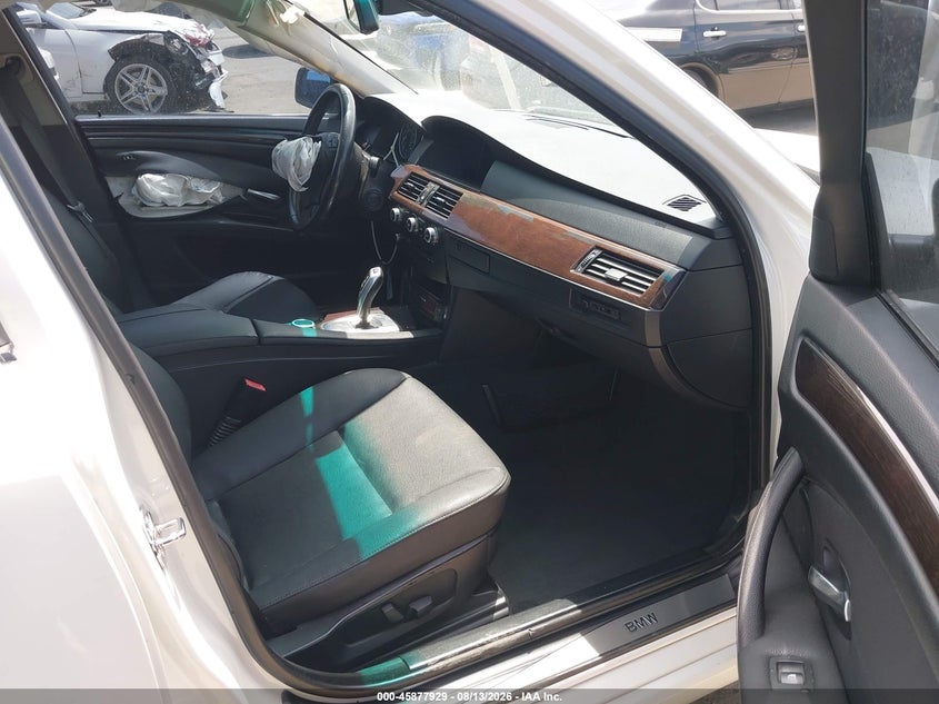 2008 BMW 528I auction photo 5