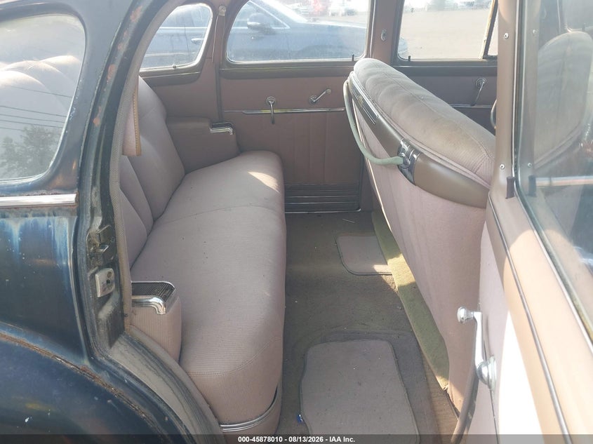 1941 CADILLAC 4 DOOR SEDAN auction photo 8