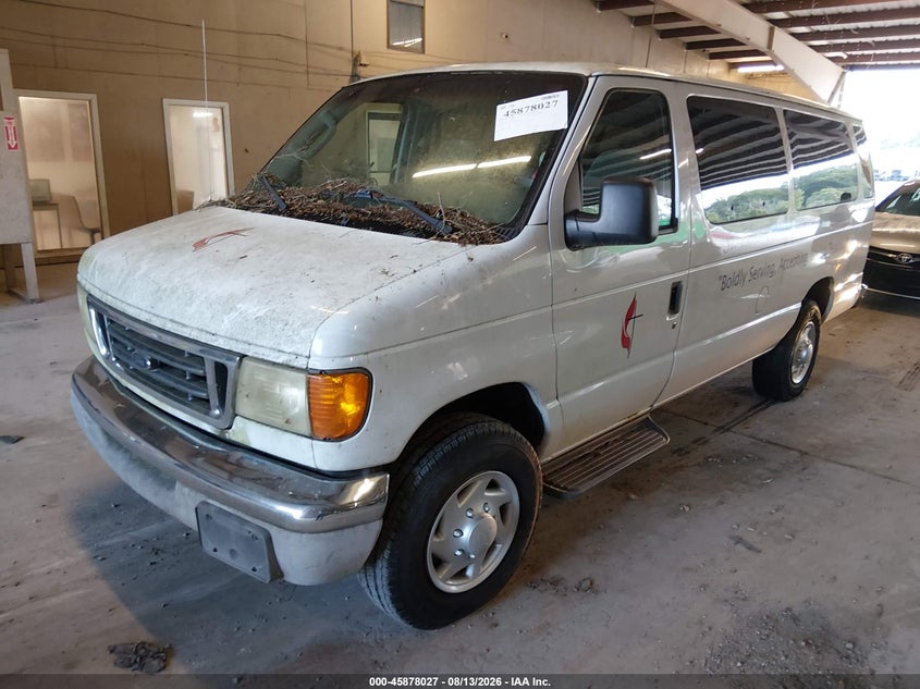 2003 FORD E-350 SUPER DUTY auction photo 2
