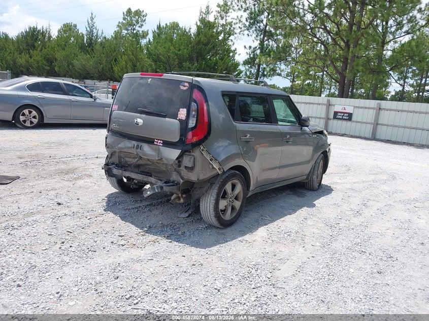 2017 KIA SOUL auction photo 4