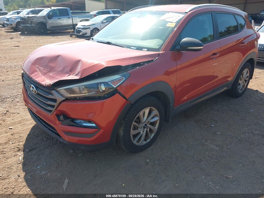 2016 Hyundai Tucson, Front End, IAAI, VIN KM8J3CA46GU217081 — photo 2