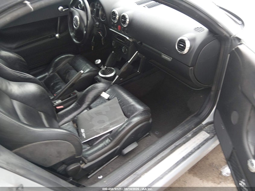2002 AUDI TT auction photo 5