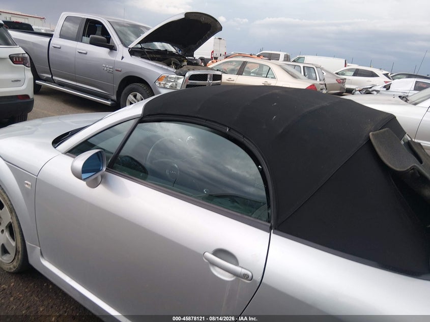 2002 AUDI TT auction photo 6