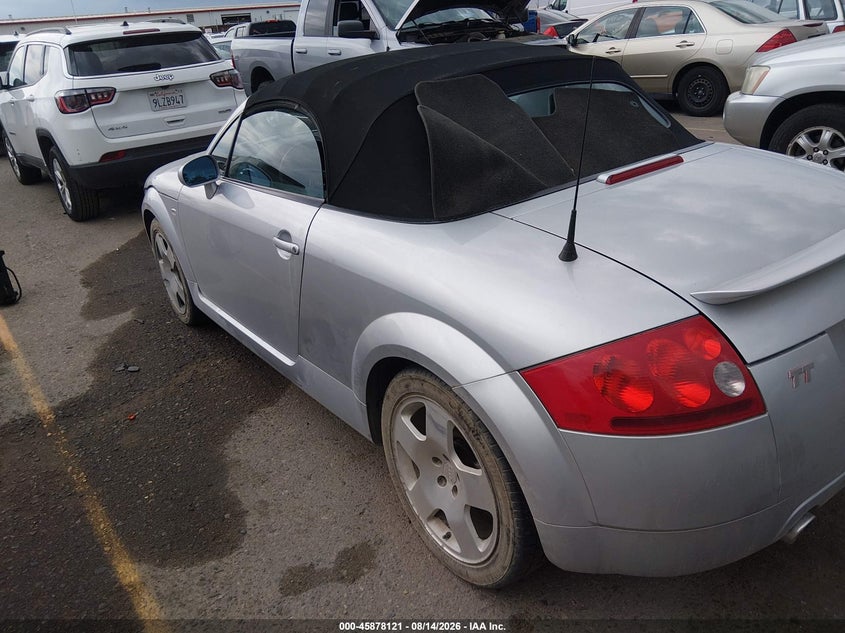 2002 AUDI TT auction photo 8