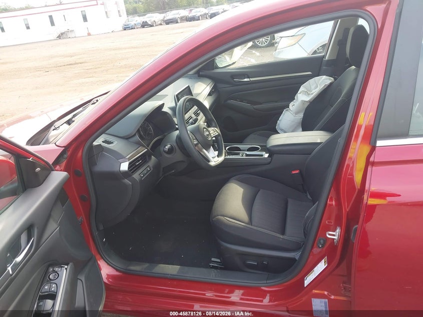 2023 NISSAN ALTIMA auction photo 5