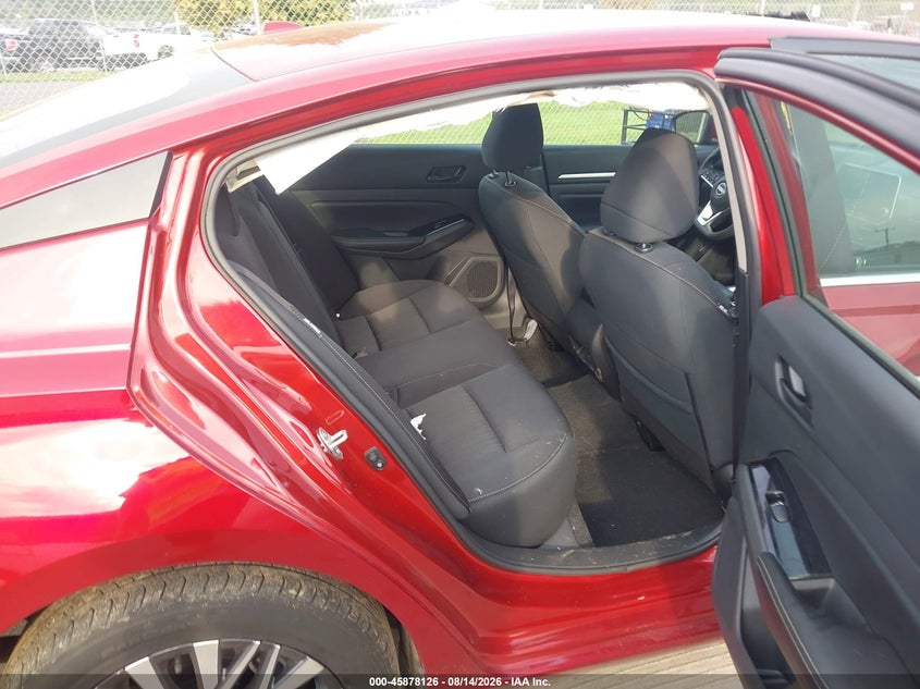 2023 NISSAN ALTIMA auction photo 8
