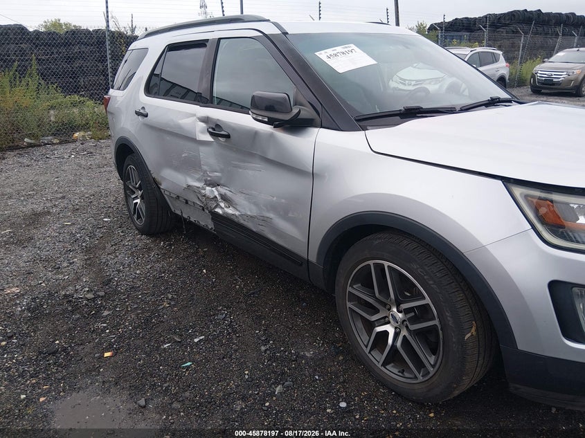 2017 FORD EXPLORER auction photo 6