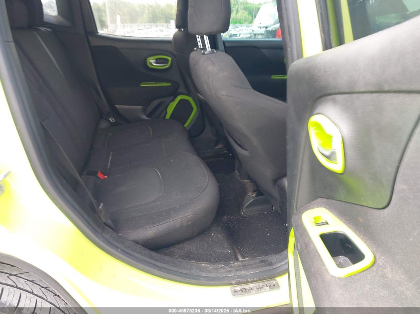 2017 JEEP RENEGADE auction photo 8