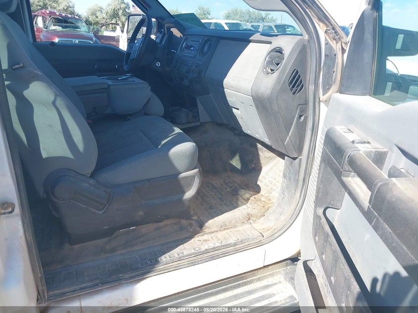 2016 FORD F-550 CHASSIS auction photo 5