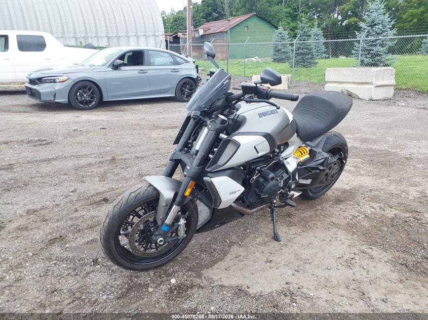 DUCATI DIAVEL 2019